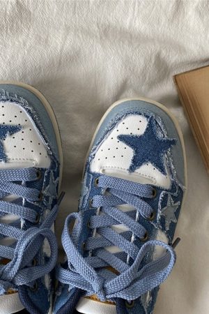 Cute Everyday Outfits, Outfit Inspo Casual Blue Jeans Aesthetic Sneakers