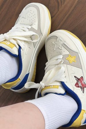 Cute Everyday Outfits, Outfit Inspo Casual Blue & Yellow Aesthetic Star Sneakers