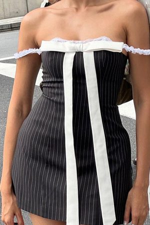 Cute Everyday Outfits, Outfit Inspo Casual Bow Lace Striped Mini Dress