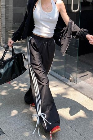 Cute Everyday Outfits, Outfit Inspo Casual Bow Tie Side Stripe Pants