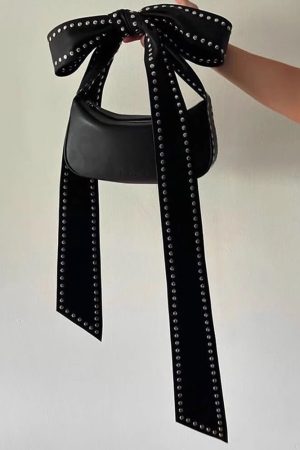 Cute Everyday Outfits, Outfit Inspo Casual Bowknot Studded Shoulder Bag