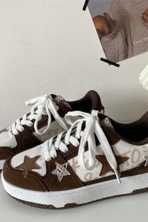 Cute Everyday Outfits, Outfit Inspo Casual Brown Star Aesthetic Sneakers