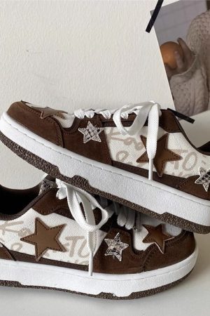 Cute Everyday Outfits, Outfit Inspo Casual Brown Star Aesthetic Sneakers