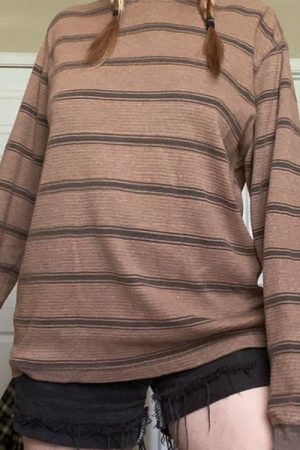 Cute Everyday Outfits, Outfit Inspo Casual Brown Striped Longsleeve Top