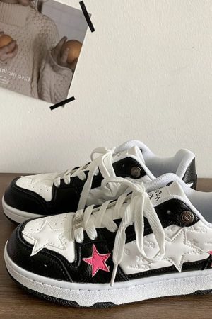 Cute Everyday Outfits, Outfit Inspo Casual Bubblegum Pink Star Sneakers in Black