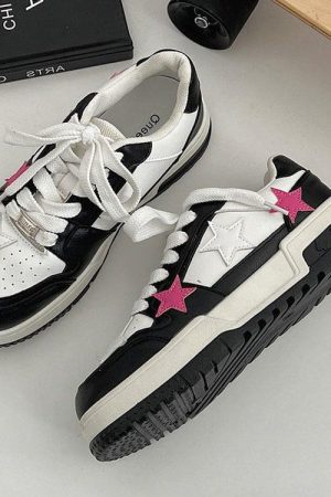 Cute Everyday Outfits, Outfit Inspo Casual Bubblegum Pink Star Sneakers in Black