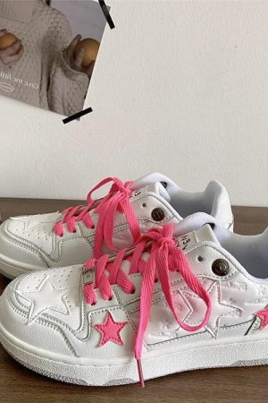 Cute Everyday Outfits, Outfit Inspo Casual Bubblegum Pink Star Sneakers in White