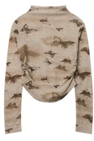 Cute Everyday Outfits, Outfit Inspo Casual Butterfly Aesthetic Long Sleeve Top