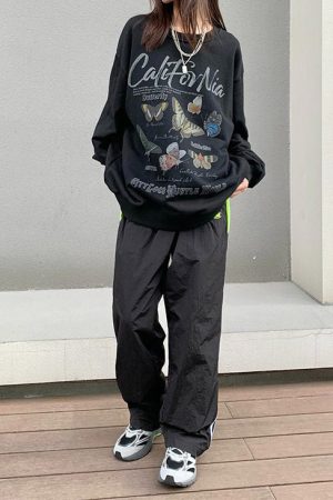 Cute Everyday Outfits, Outfit Inspo Casual Butterfly Print Aesthetic Sweatshirt