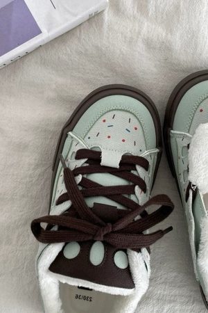 Cute Everyday Outfits, Outfit Inspo Casual Candy Pop Warm Skater Sneakers