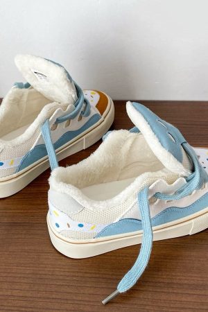 Cute Everyday Outfits, Outfit Inspo Casual Candy Pop Warm Skater Sneakers