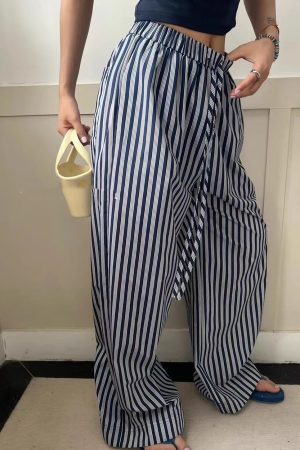Cute Everyday Outfits, Outfit Inspo Casual Casual Friday Striped Pants