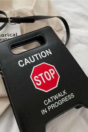 Cute Everyday Outfits, Outfit Inspo Casual Catwalk in Progress Neon Handbag