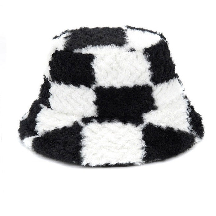 Cute Everyday Outfits, Outfit Inspo Casual Checkered Fuzzy Bucket Hat