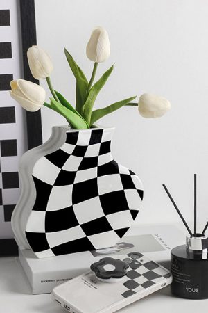 Cute Everyday Outfits, Outfit Inspo Casual Checkered Wavy Vase