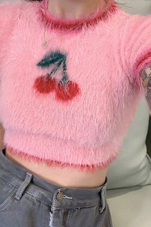 Cute Everyday Outfits, Outfit Inspo Casual Cherry Fuzzy Crop Top