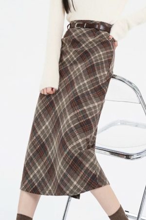 Cute Everyday Outfits, Outfit Inspo Casual Coffee Cream Plaid Midi Skirt