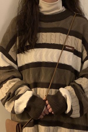 Cute Everyday Outfits, Outfit Inspo Casual Coffee Cream Striped Oversize Sweater