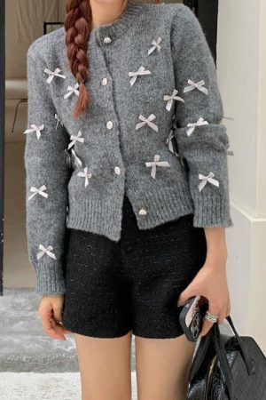 Cute Everyday Outfits, Outfit Inspo Casual Coquette Aesthetic Grey Cardigan