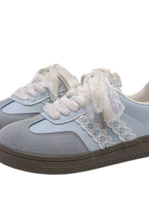 Cute Everyday Outfits, Outfit Inspo Casual Coquette Aesthetic Lace Sneakers