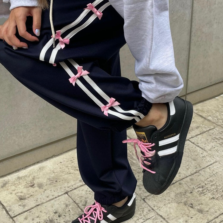 Cute Everyday Outfits, Outfit Inspo Casual Coquette Bows Side Stripe Pants