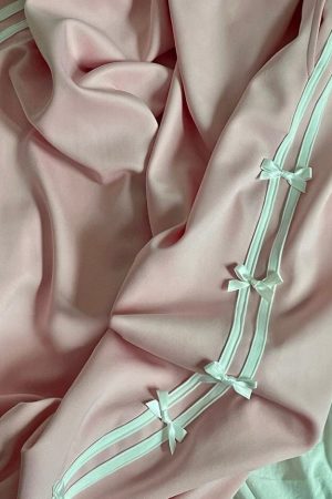 Cute Everyday Outfits, Outfit Inspo Casual Coquette Bows Side Stripe Pants