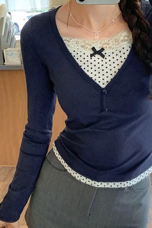 Cute Everyday Outfits, Outfit Inspo Casual Coquette Girl Layered Long Sleeve Top