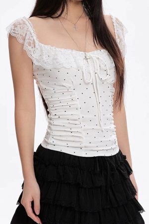 Cute Everyday Outfits, Outfit Inspo Casual Coquette Polka Dot Ruched Top