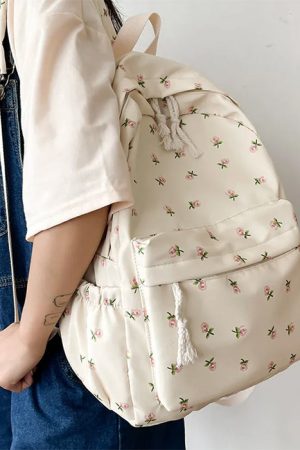 Cute Everyday Outfits, Outfit Inspo Casual Cottagecore Aesthetic Floral Backpack