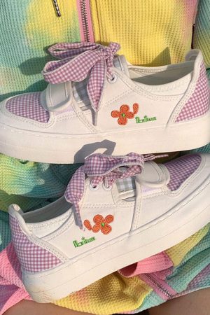 Cute Everyday Outfits, Outfit Inspo Casual Cottagecore Aesthetic Gingham Sneakers