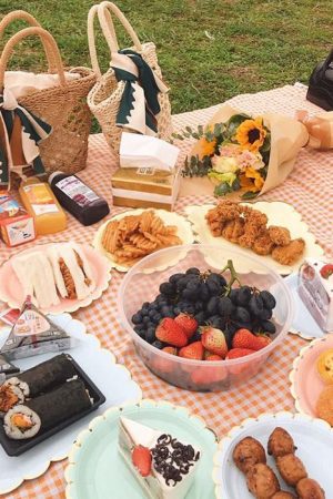 Cute Everyday Outfits, Outfit Inspo Casual Cottagecore Aesthetic Gingham Tablecloth