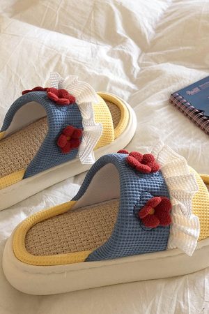 Cute Everyday Outfits, Outfit Inspo Casual Cottagecore Crochet Slipper