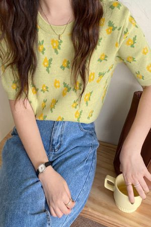 Cute Everyday Outfits, Outfit Inspo Casual Cottagecore Floral Knit T-Shirt
