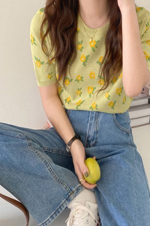 Cute Everyday Outfits, Outfit Inspo Casual Cottagecore Floral Knit T-Shirt