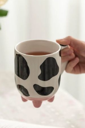 Cute Everyday Outfits, Outfit Inspo Casual Cow Ceramic Mug