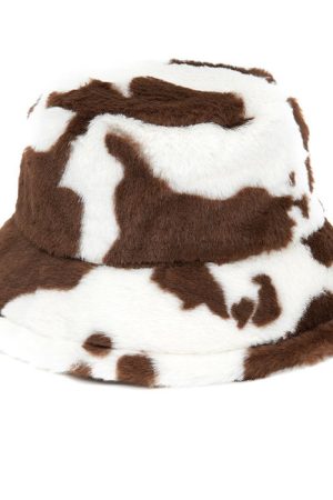 Cute Everyday Outfits, Outfit Inspo Casual Cow Print Bucket Hat