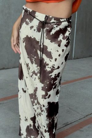 Cute Everyday Outfits, Outfit Inspo Casual Cow Print Satin Maxi Skirt