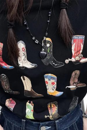 Cute Everyday Outfits, Outfit Inspo Casual Cowboy Boots Graphic Tee