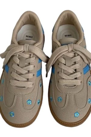 Cute Everyday Outfits, Outfit Inspo Casual Cozy Season Floral Sneakers