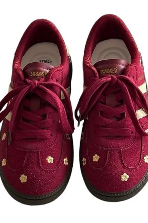 Cute Everyday Outfits, Outfit Inspo Casual Cozy Season Floral Sneakers