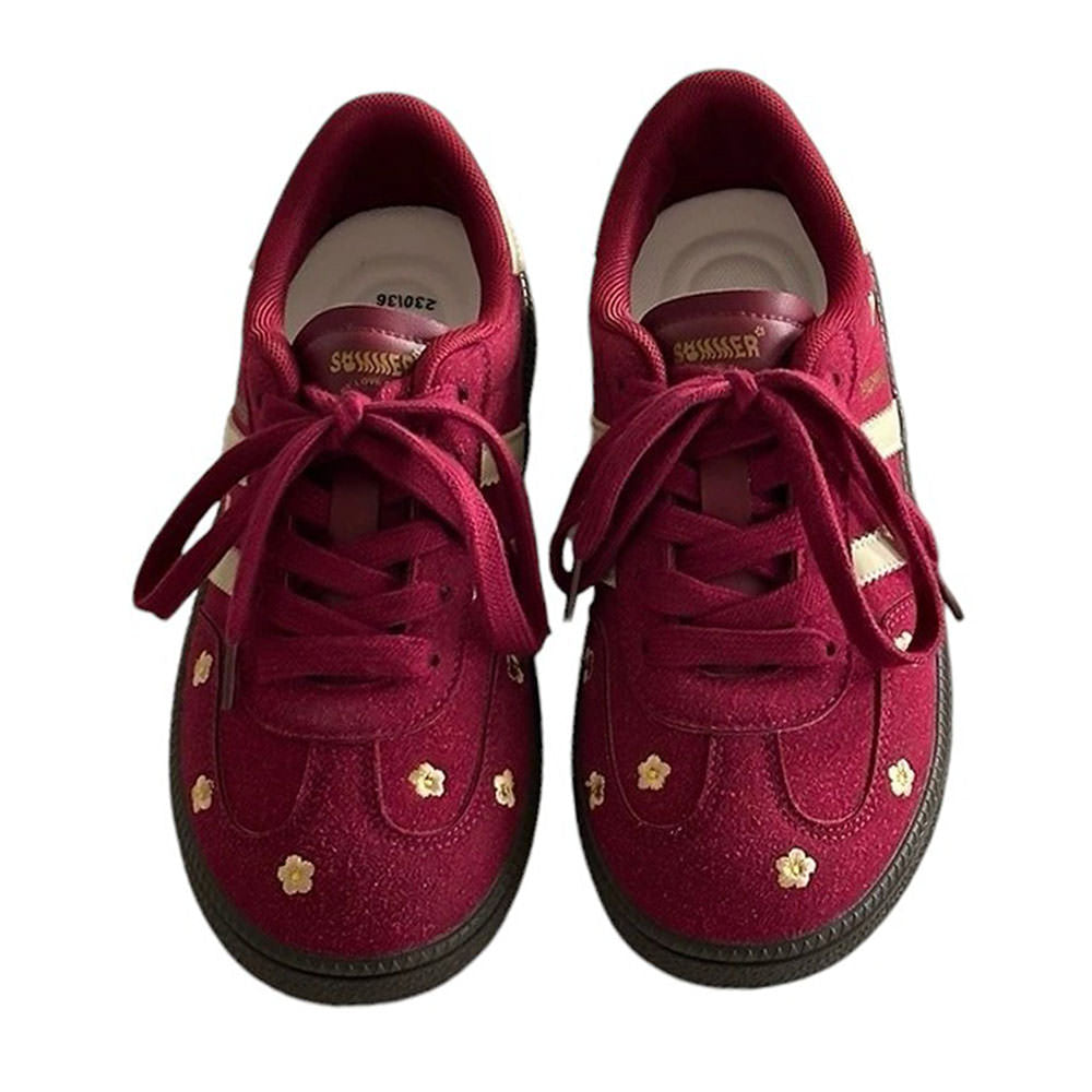 Cute Everyday Outfits, Outfit Inspo Casual Cozy Season Floral Sneakers Cute Everyday Outfits, Outfit Inspo Casual Cozy Season Floral Sneakers