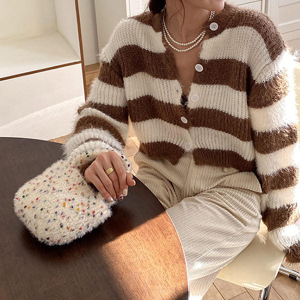 Cute Everyday Outfits, Outfit Inspo Casual Crochet Mini Bag Cute Everyday Outfits, Outfit Inspo Casual Crochet Mini Bag