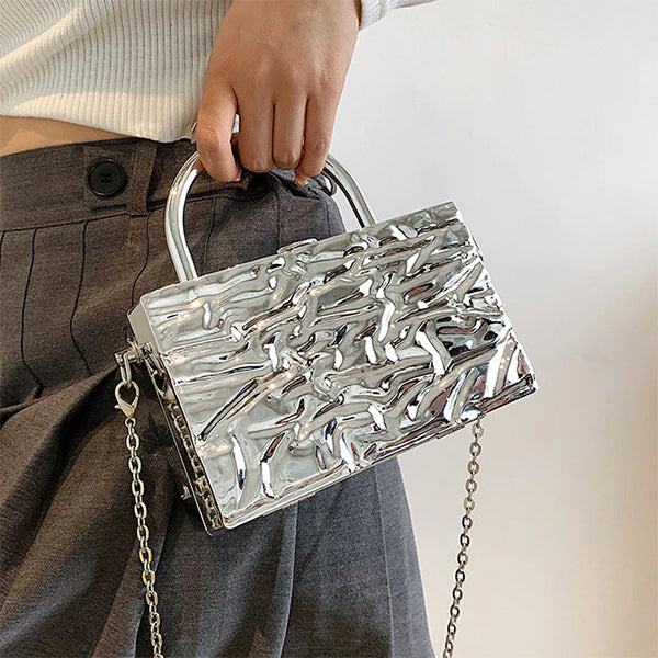 Cute Everyday Outfits, Outfit Inspo Casual Crumpled Metal Chain Bag