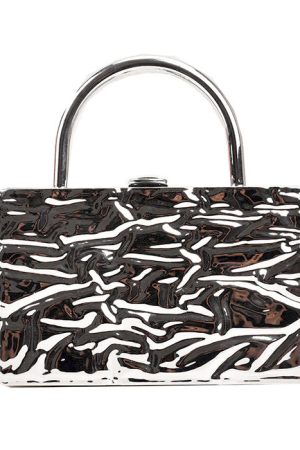 Cute Everyday Outfits, Outfit Inspo Casual Crumpled Metal Chain Bag