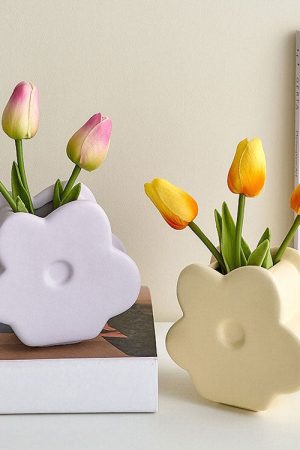 Cute Everyday Outfits, Outfit Inspo Casual Danish Pastel Flower Shaped Vase