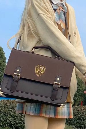 Cute Everyday Outfits, Outfit Inspo Casual Dark Academia Messenger Bag