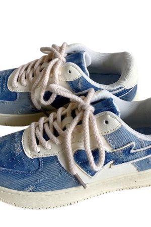 Cute Everyday Outfits, Outfit Inspo Casual Denim Heart Aesthetic Sneakers