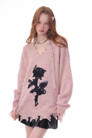 Cute Everyday Outfits, Outfit Inspo Casual Distressed Rose Print Sweater