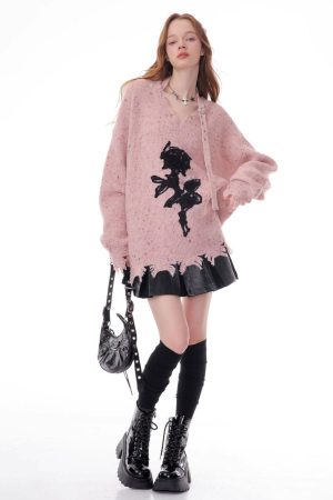 Cute Everyday Outfits, Outfit Inspo Casual Distressed Rose Print Sweater