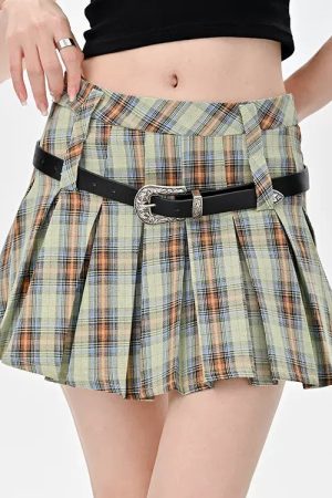 Cute Everyday Outfits, Outfit Inspo Casual Double Belt Plaid Pleated Skirt in Green